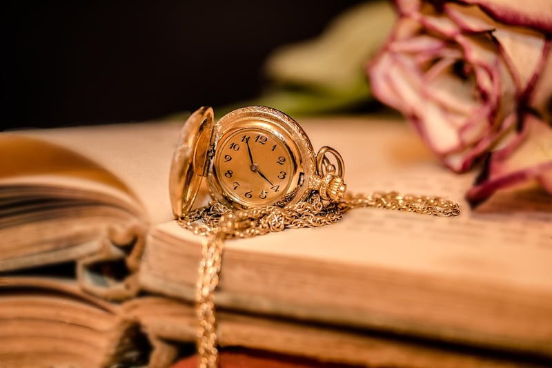 Clock mechanism symbolizing time